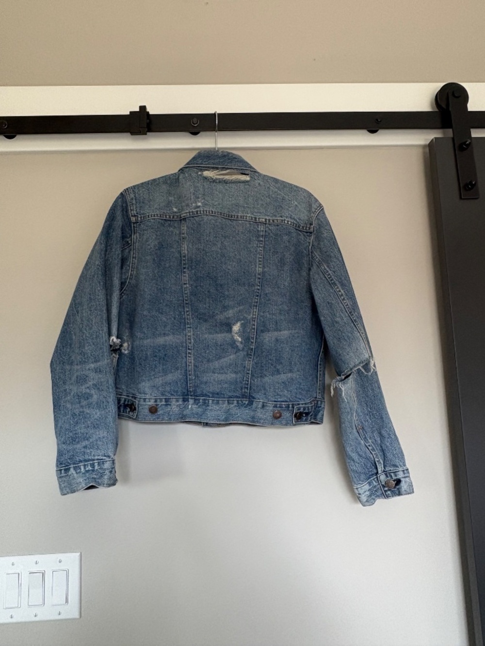 BDG Jean Jacket - Picture 9 of 10